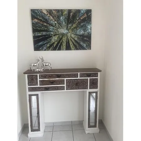 Small Park No 4 Будинок відпочинку *