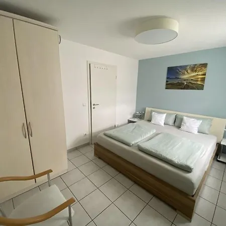 Small Park No 4 Будинок відпочинку *