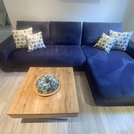 Small Park No 4 Будинок відпочинку